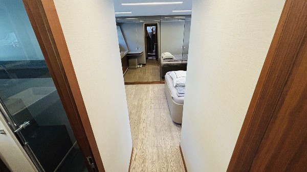 2017 NUMARINE 62 FLY