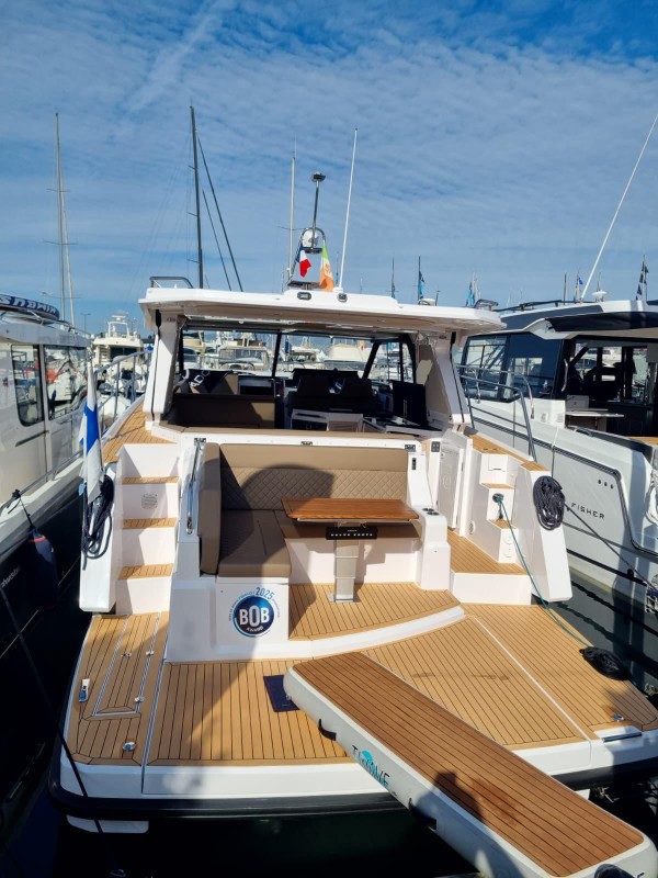 AQUADOR BOATS 400 HT