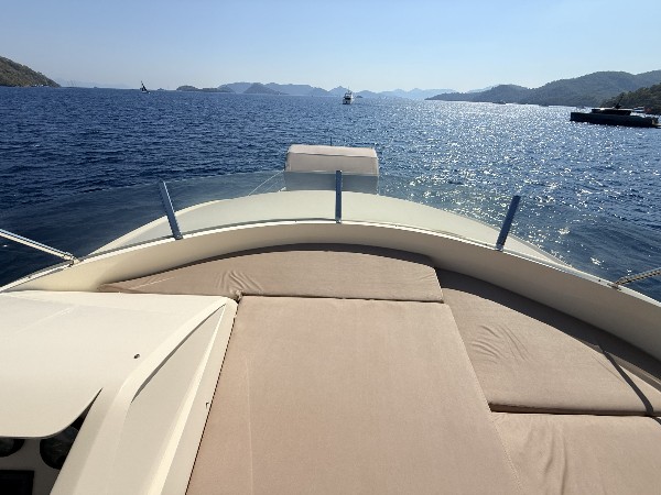 2010 NUMARINE 78 FLY