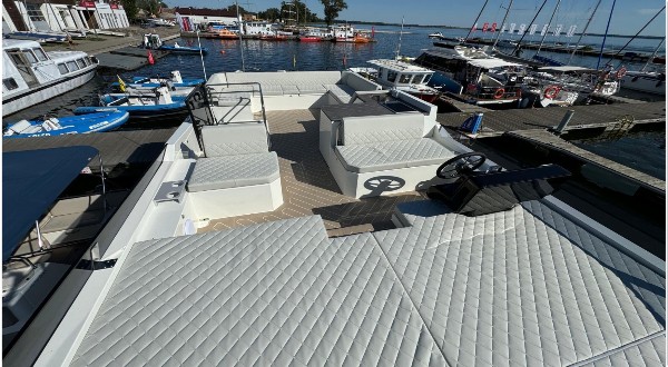 2026 COBRA YACHTS CAMPIONE 41 FLY