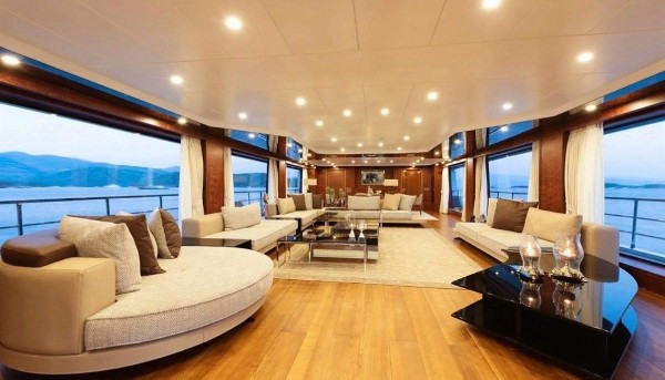 2010/2023 MOTOR YACHT 46 M