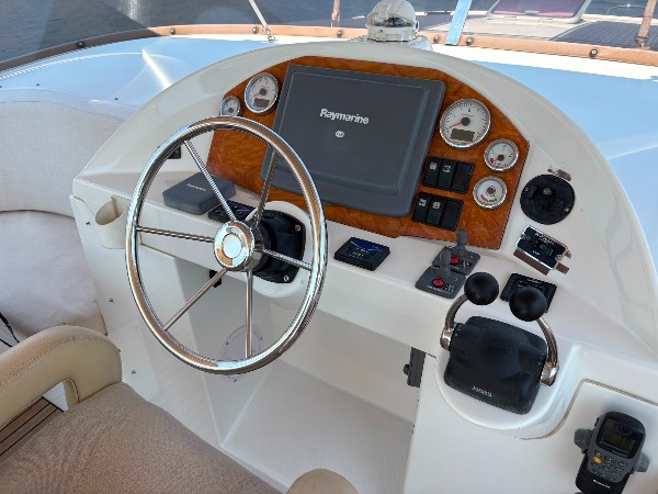 2009 BENETEAU SWIFT TRAWLER 52