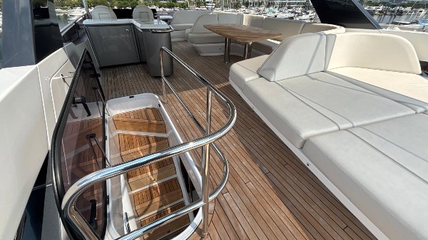 2023 PRINCESS F65