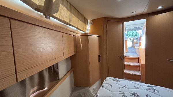 2023 GREENLINE 40 HYBRID