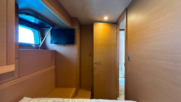 2014 CUSTOM STEEL TRAWLER 21M