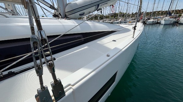 2017 JEANNEAU 51