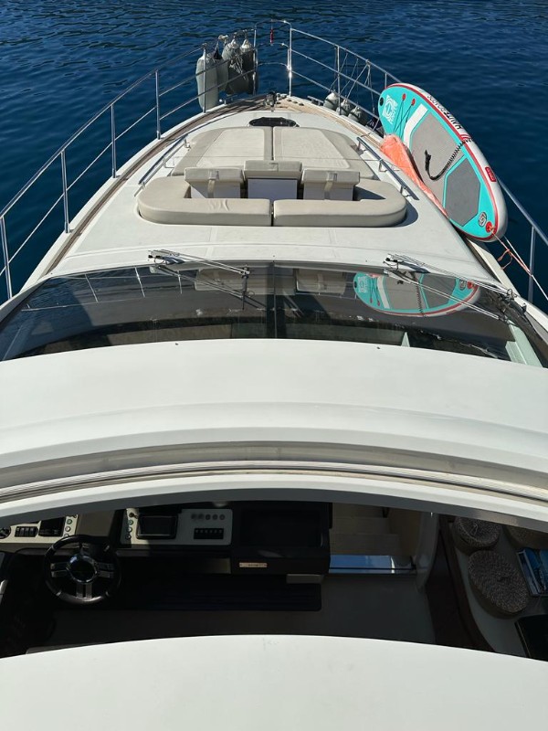 2012 AZIMUT 62S