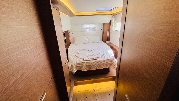 2022 LAGOON 46 OWNER'S VERSION
