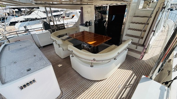 2008 TRADER 64 