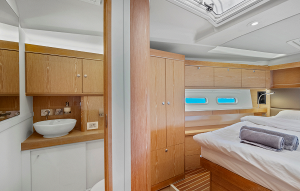 2015 HANSE 575  