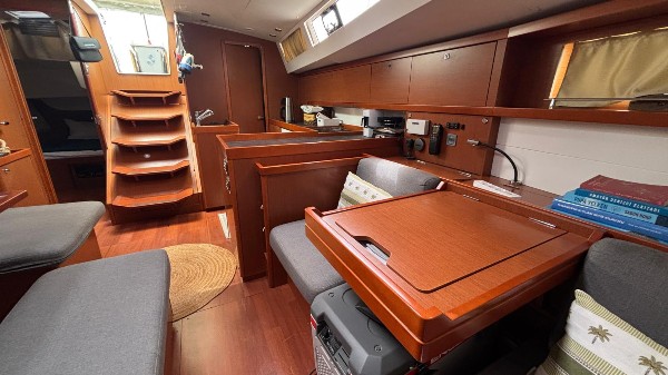 2014 BENETEAU OCEANIS 48