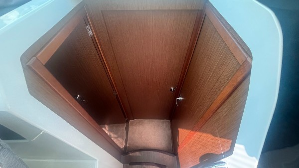2017 JEANNEAU MERRY FISHER 895