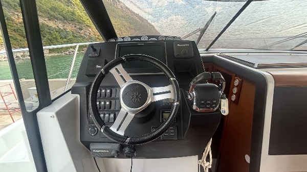 2017 JEANNEAU NC 11
