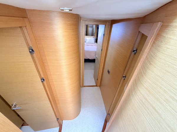 2010 NUMARINE 78 FLY