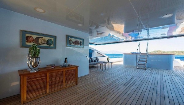 2010/2023 MOTOR YACHT 46 M