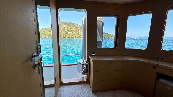 2014 CUSTOM STEEL TRAWLER 21M