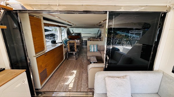 2017 NUMARINE 62 FLY