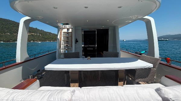 2014 CUSTOM STEEL TRAWLER 21M
