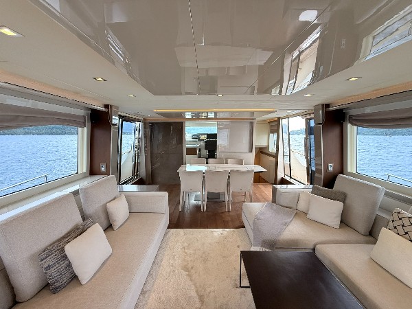 2020 MONTE CARLO YACHTS 80
