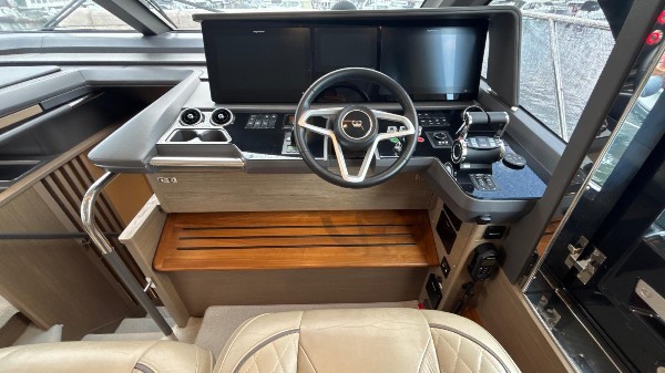 2024 PRINCESS F65