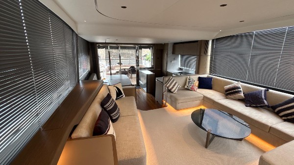 2023 PRINCESS F65