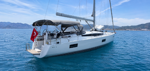 2017 JEANNEAU 51