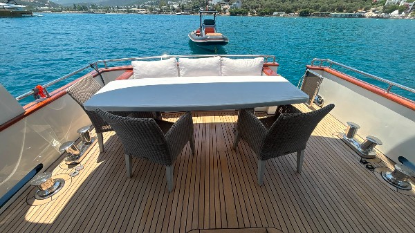 2014 CUSTOM STEEL TRAWLER 21M