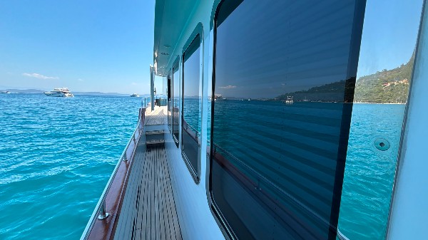 2014 CUSTOM STEEL TRAWLER 21M