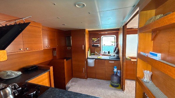 2014 CUSTOM STEEL TRAWLER 21M