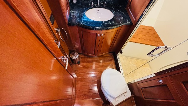 2008 TRADER 64 