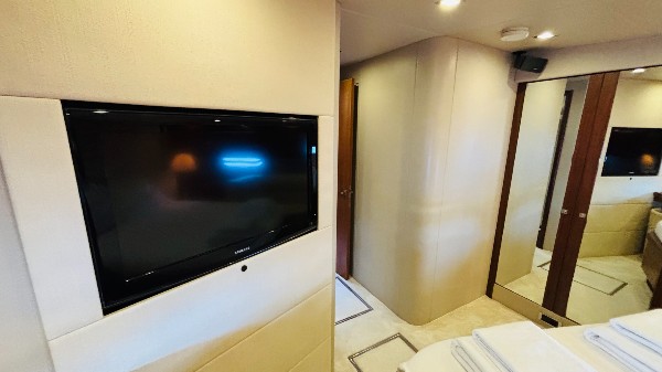 2010 SUNSEEKER MANHATTAN 70