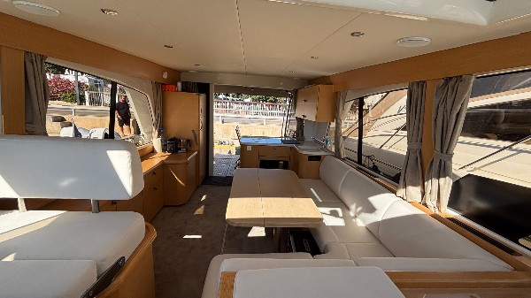 2023 GREENLINE 40 HYBRID