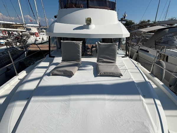 2018 BENETEAU SWIFT TRAWLER 35