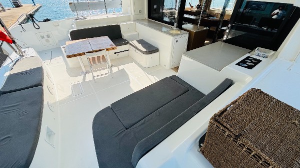 2020 LAGOON 46 