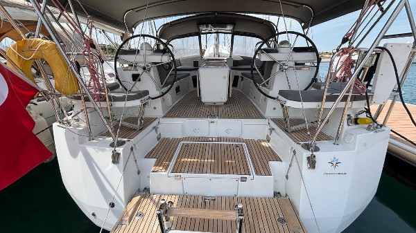 2017 JEANNEAU 51