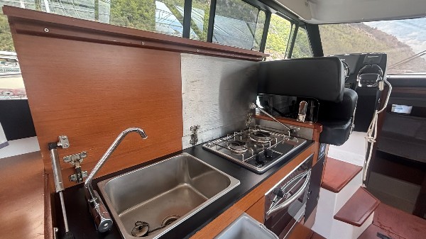 2017 JEANNEAU NC 11