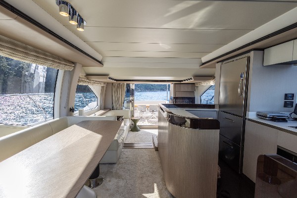 2020 AZIMUT 66 FLY