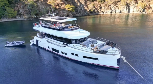 2023 SIRENA 68 MOTOR YACHT 20 M