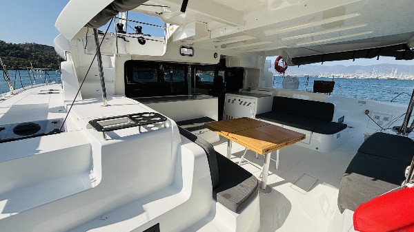 2020 LAGOON 46 