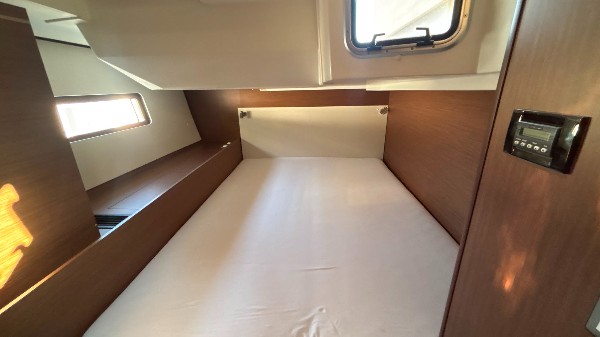 2022 BENETEAU OCEANIS 51.1