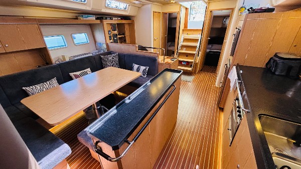 2015 HANSE 575  