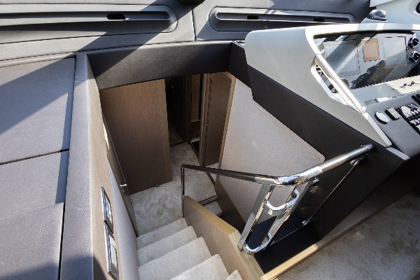 2020 AZIMUT 66 FLY