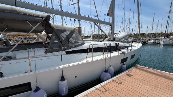 2017 JEANNEAU 51