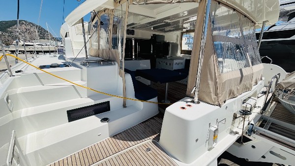 2022 LAGOON 46 OWNER'S VERSION