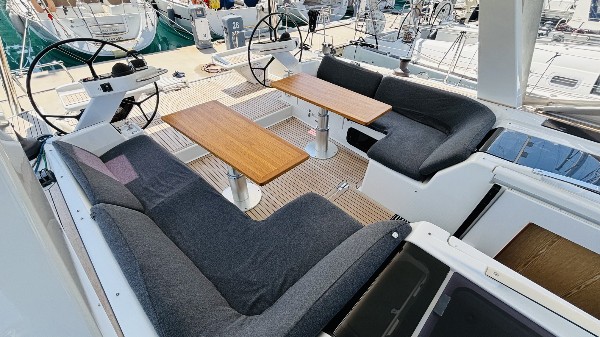 2015 HANSE 575  