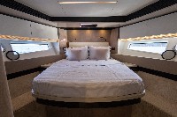 2020 AZIMUT 66 FLY - Thumbnail Image