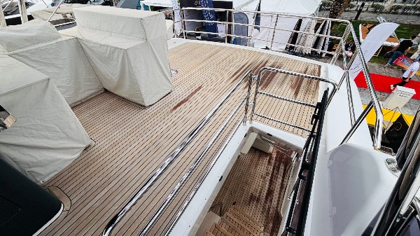 2022 SIRENA 68 