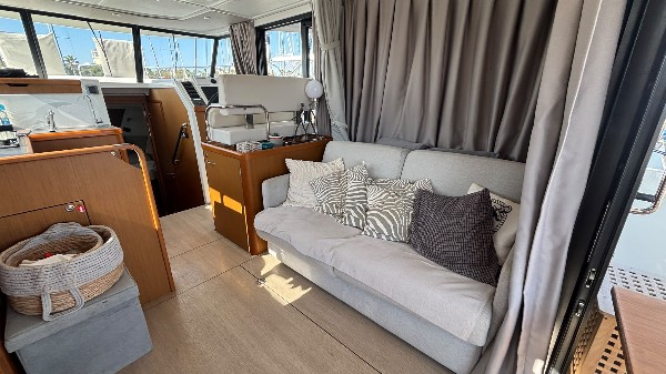 2018 BENETEAU SWIFT TRAWLER 35