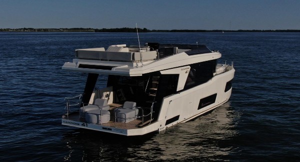 2026 COBRA YACHTS CAMPIONE 41 FLY - 12,8m tekne