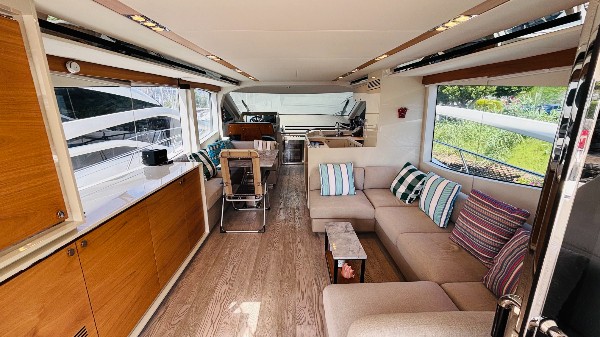 2017 NUMARINE 62 FLY